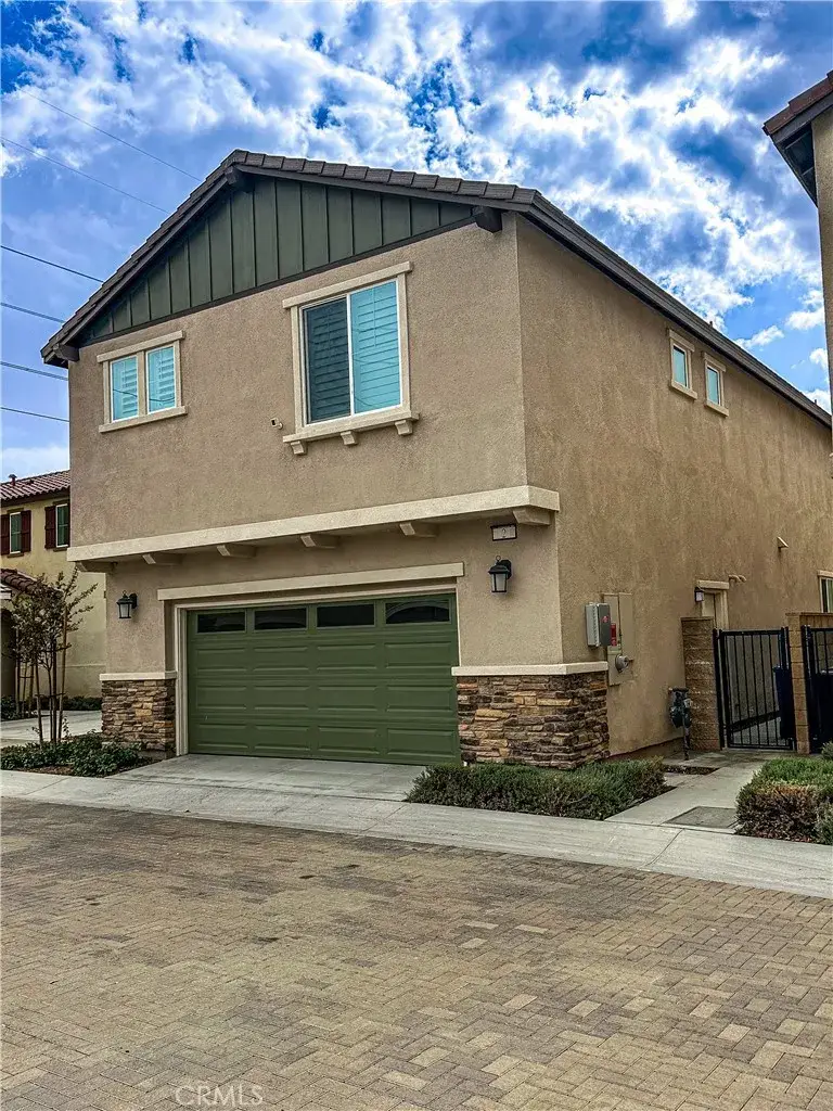 16281 Castello Lane #2, Fontana, CA 92336 - Image #3