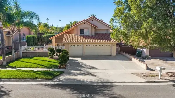 2208 Coachman Circle, Corona, CA 92881