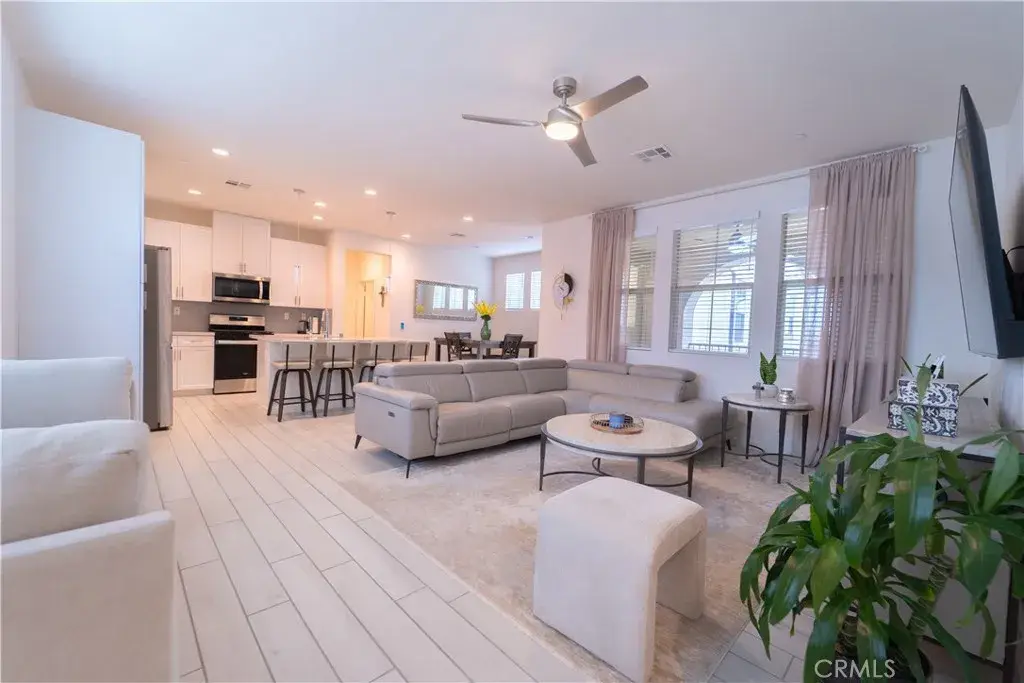 16040 Parkhouse Drive #1, Fontana, CA 92336 - Image #1