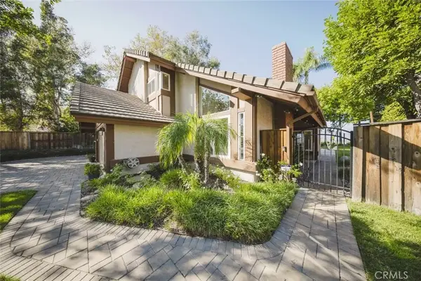 813 Avenida Loma, San Dimas, CA 91773