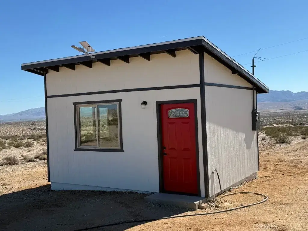 68243 S Pioneer Trail, Twentynine Palms Yucca Valley, CA 92277 - Image #1