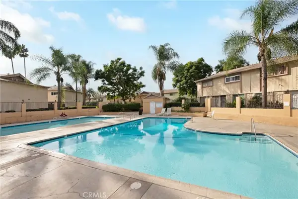 1602 N King Street #J1, Santa Ana, CA 92706