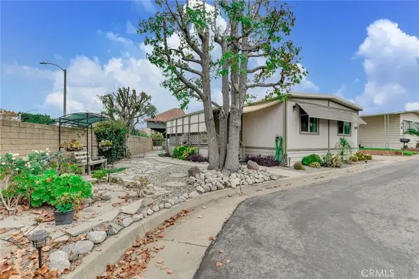 3945 Bradford #135, La Verne, CA 91750