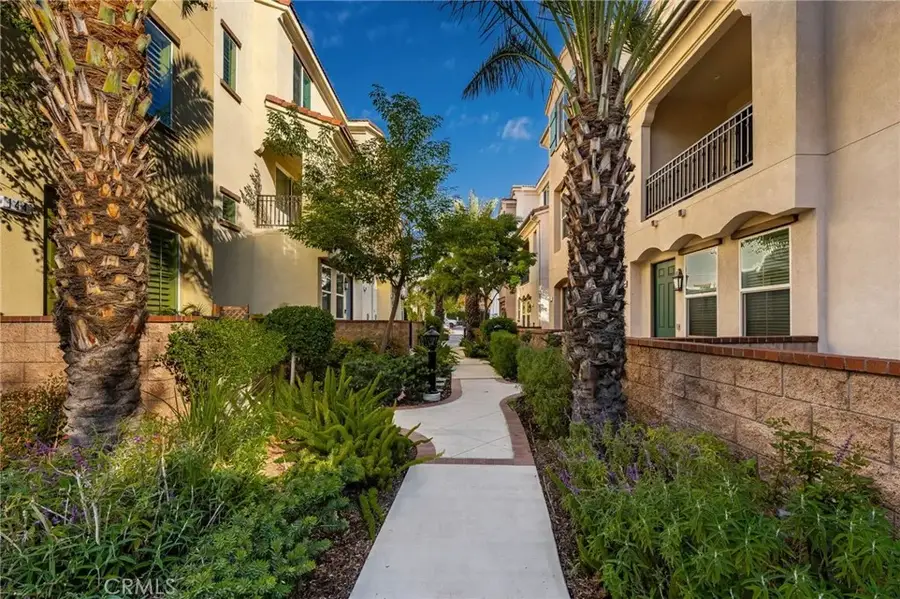 144 Dorsett Avenue, Upland, CA 91786 - Image #3