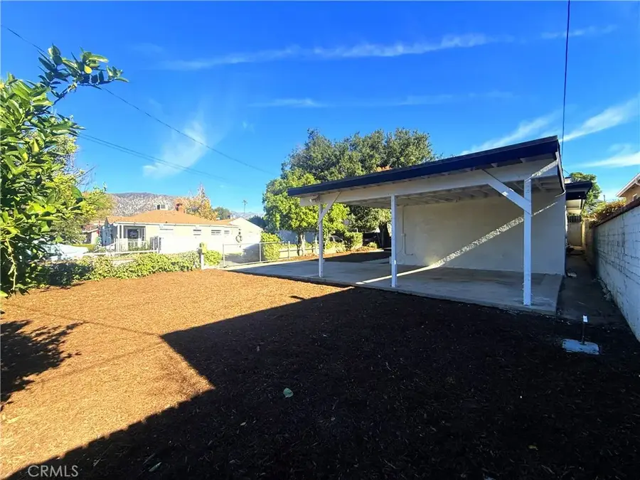 10358 Eldora Avenue, Sunland, CA 91040 - Image #3