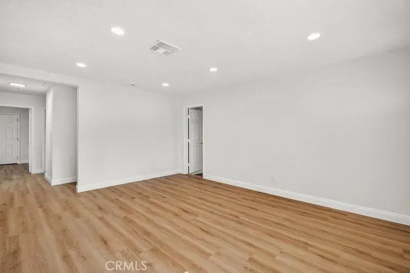 18222 10th, Bloomington, CA 92316 - Image #3