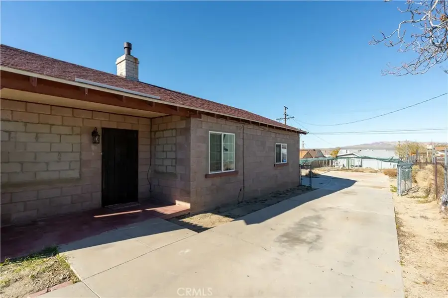 1201 Flora, Barstow, CA 92311 - Image #3