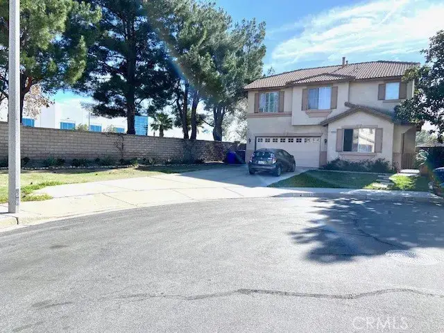 16883 Hazeltine Court, Fontana, CA 92336 - #2