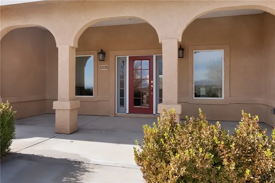 37176 Rozanne, Newberry Springs, CA 92365 - Image #2