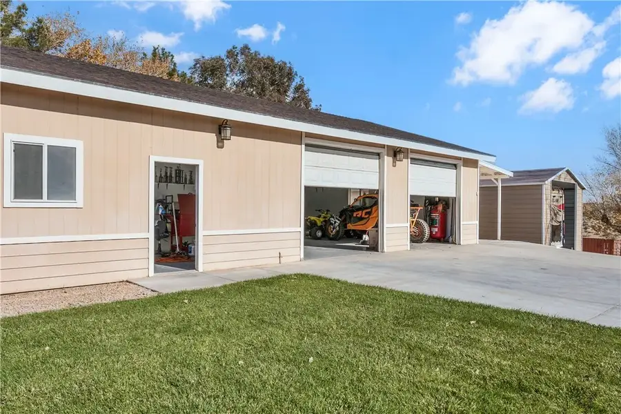 37176 Rozanne, Newberry Springs, CA 92365 - Image #3