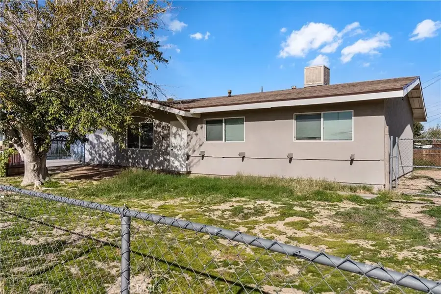 25298 Jade, Barstow, CA 92311 - #2