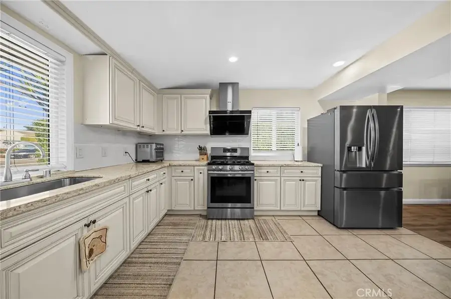 19054 E Orangepath, Glendora, CA 91741 - Image #3