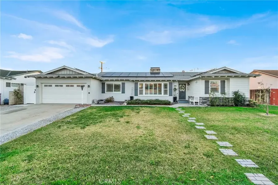 133 E Van Koevering, Rialto, CA 92376 - Image #2