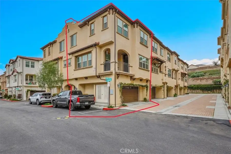 901 Sunset Rdg, Lake Forest, CA 92610 - Image #2