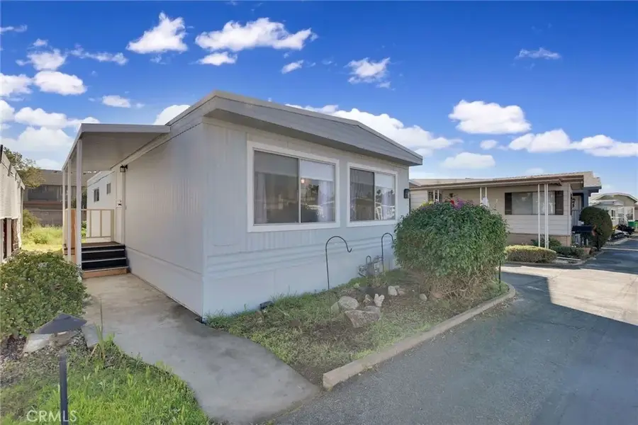 840 Foothill #27, Azusa, CA 91702 - Image #2