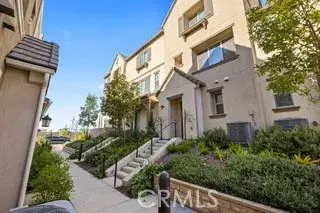 2142 Emerald Grotto, Upland, CA 91786