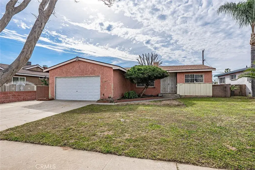 285 E Carter, Rialto, CA 92376 - #1