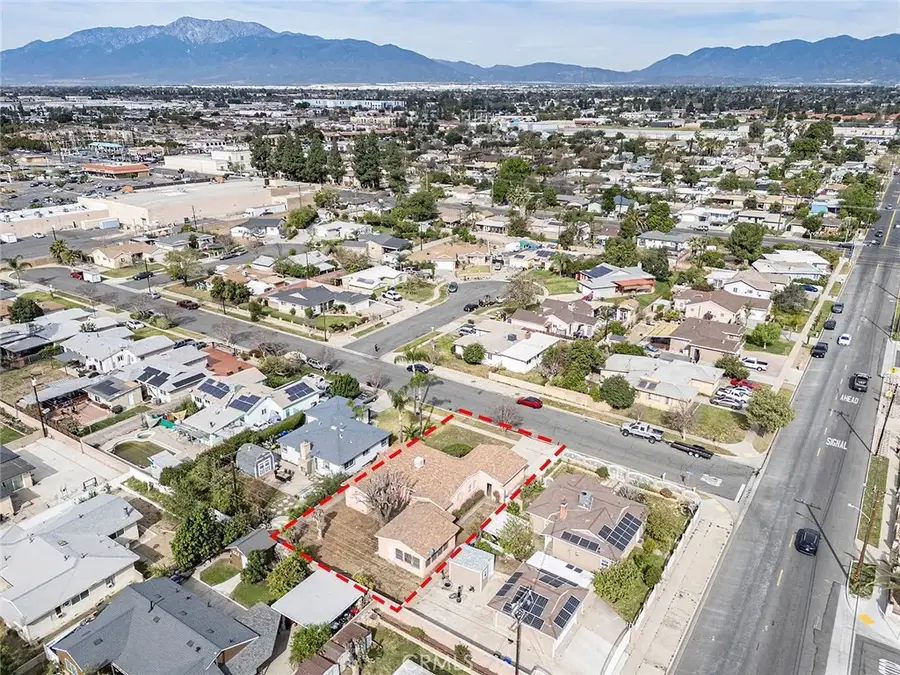 285 E Carter, Rialto, CA 92376 - #3