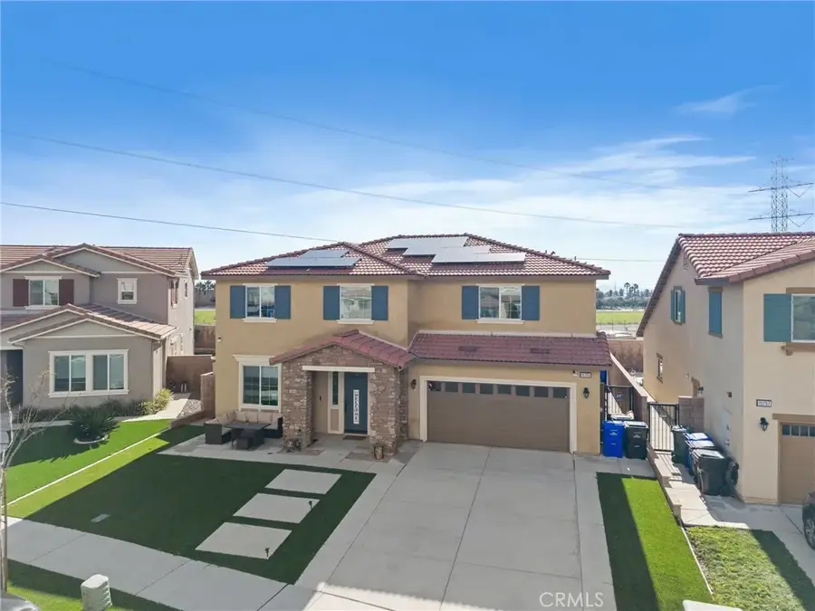 15765 Kings Peak Dr, Fontana, CA 92336 - Image #3