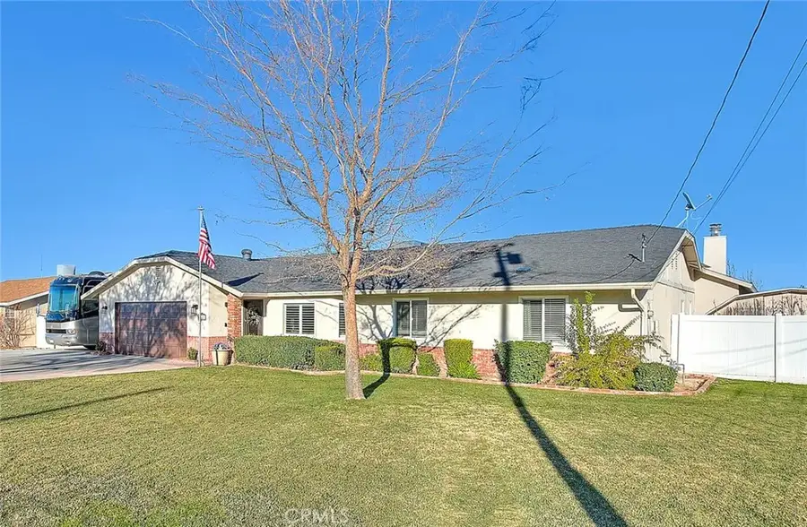 7821 Lyons, Hesperia, CA 92345 - Image #2