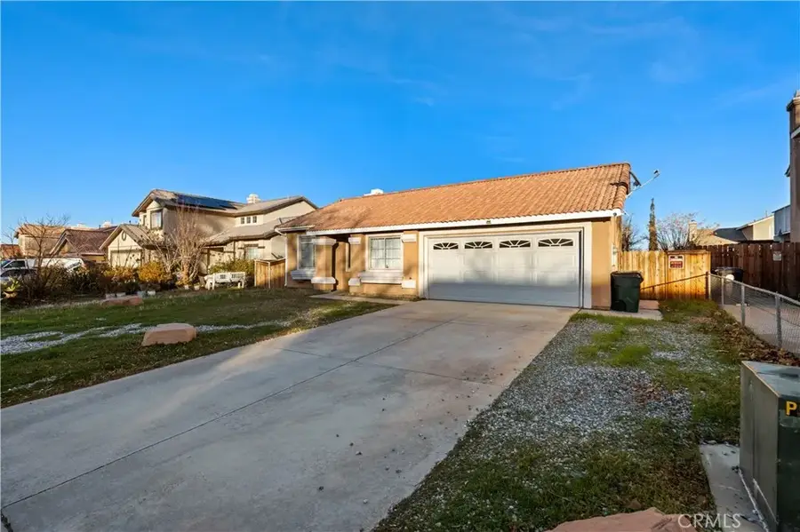 15601 Kearny Drive, Adelanto, CA 92301 - Image #3