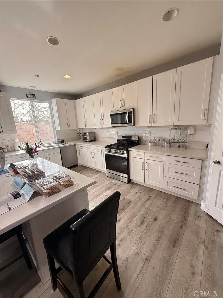 7667 Yellow Iris Court, Fontana, CA 92336 - Image #1