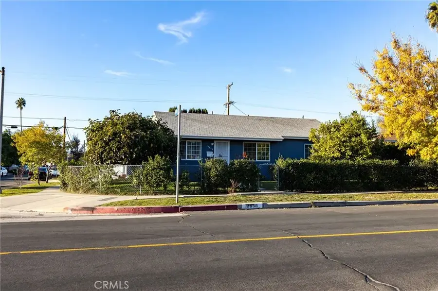 13555 Wentworth Street, Arleta, CA 91331 - Image #3