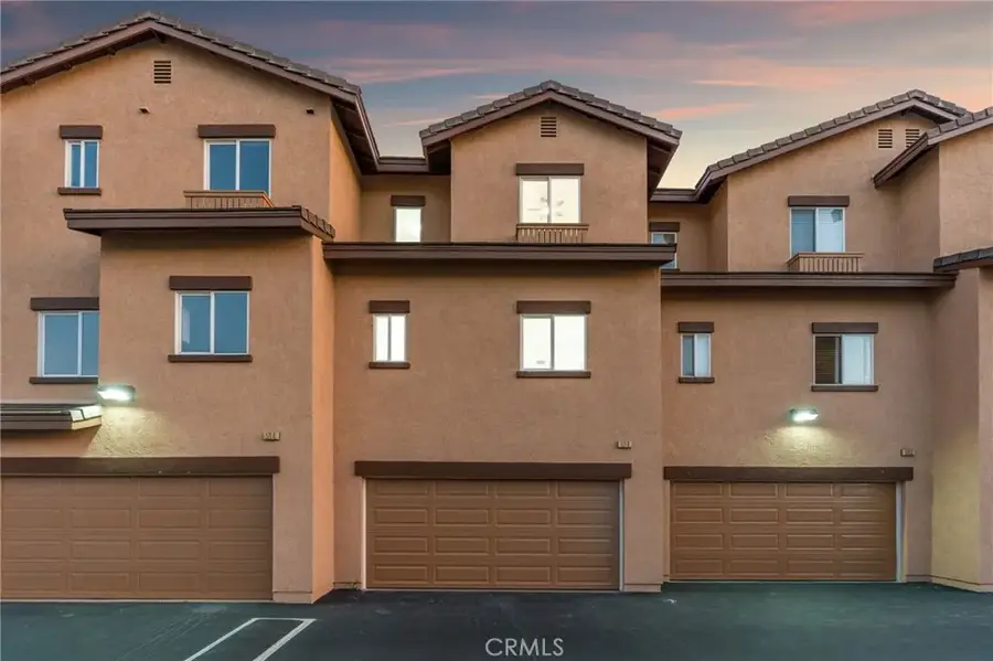 521 N Lark Ellen #B, Covina, CA 91722 - Image #2