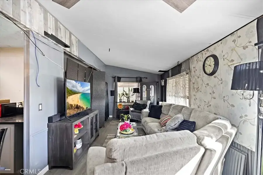 1081 W Arrow #46, Azusa, CA 91702 - #3