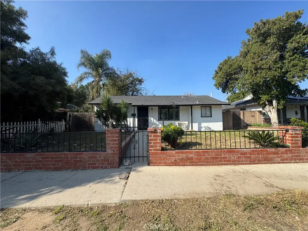 7359 Louise Avenue, Van Nuys, CA 91406 - Image #1