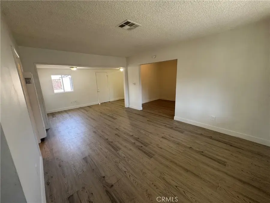 7359 Louise Avenue, Van Nuys, CA 91406 - Image #3