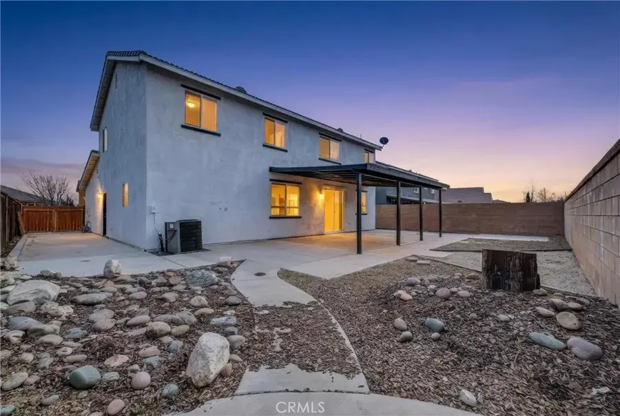 8424 Hoover Court, Oak Hills, CA 92344 - Image #2