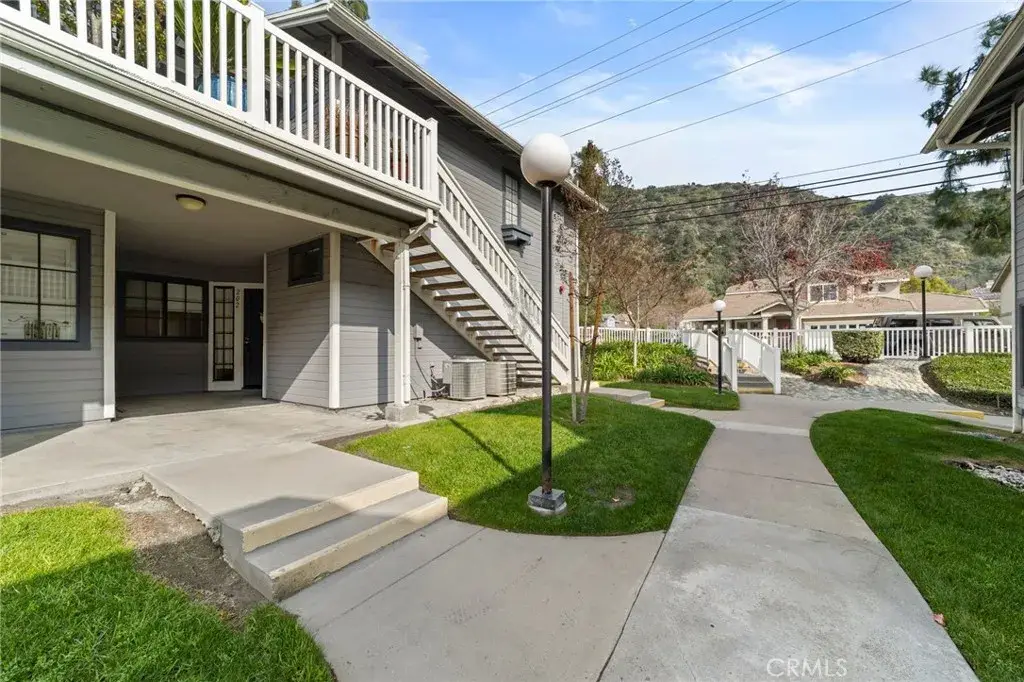 202 Evergreen Court, Azusa, CA 91702 - Image #1