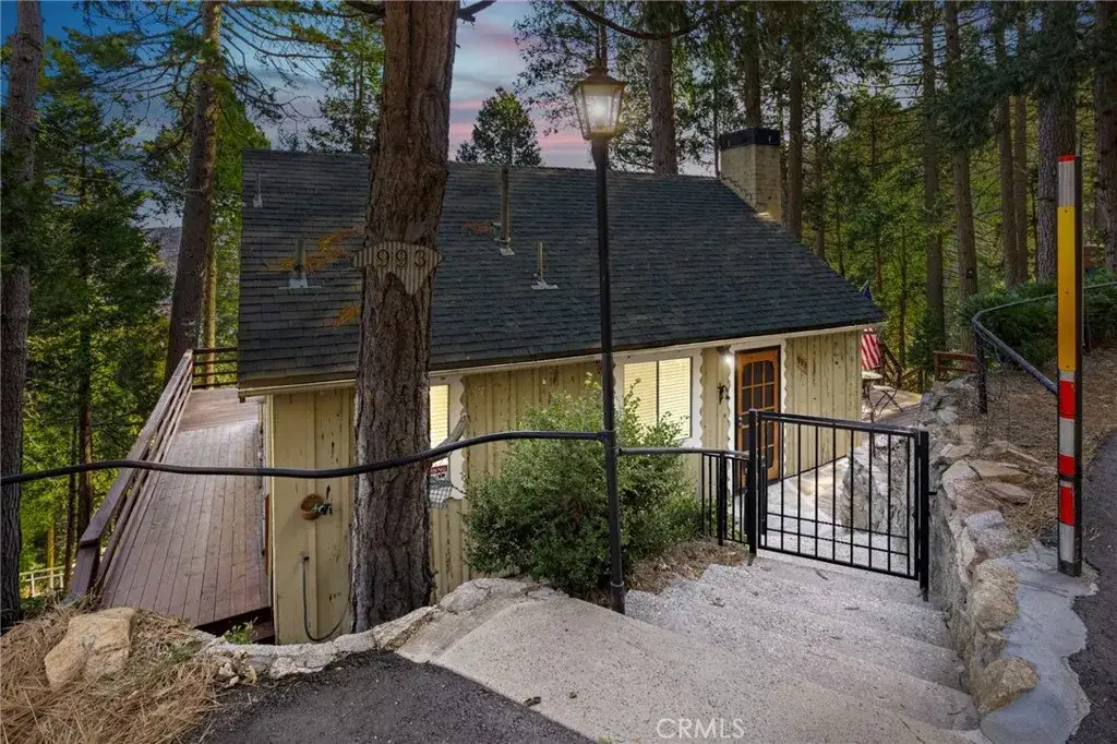 993 Mercury Way, Crestline, CA 92325 - #1