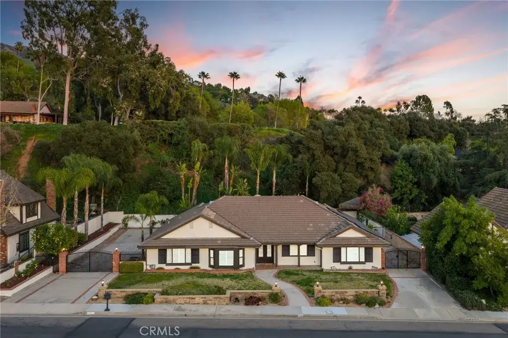 514 N Valley Center Avenue, Glendora, CA 91741 - #1