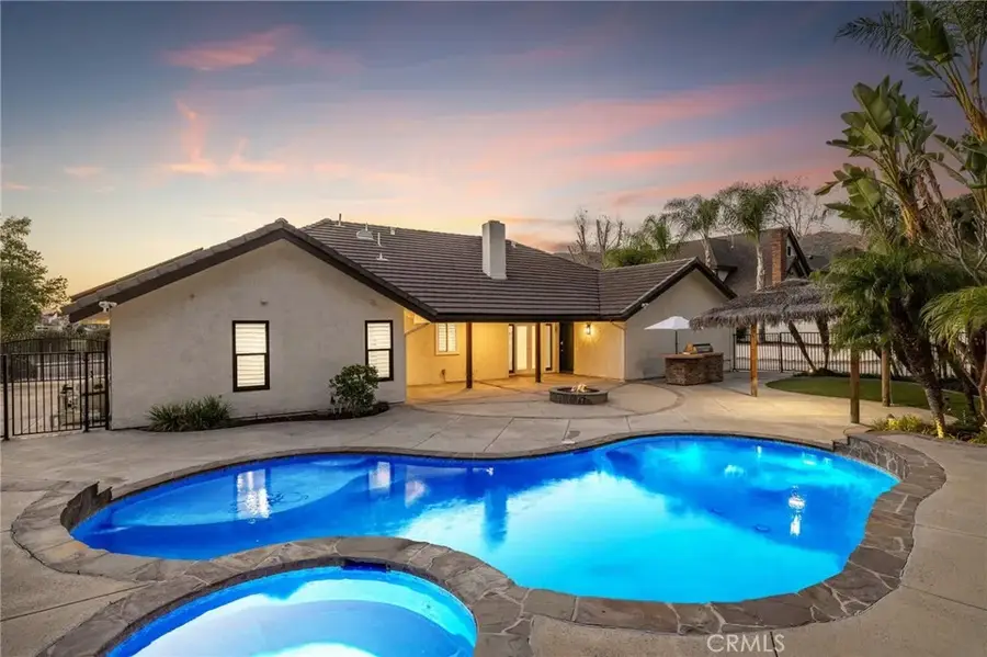 514 N Valley Center Avenue, Glendora, CA 91741 - #2