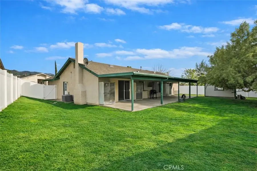 1584 Buckeye Street, Highland, CA 92346 - Image #3