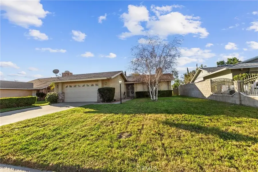 1895 W Gilbert, San Bernardino, CA 92411 - Image #2