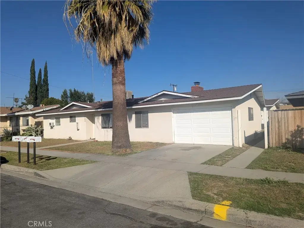 1560 W Ramona, Rialto, CA 92376 - #1