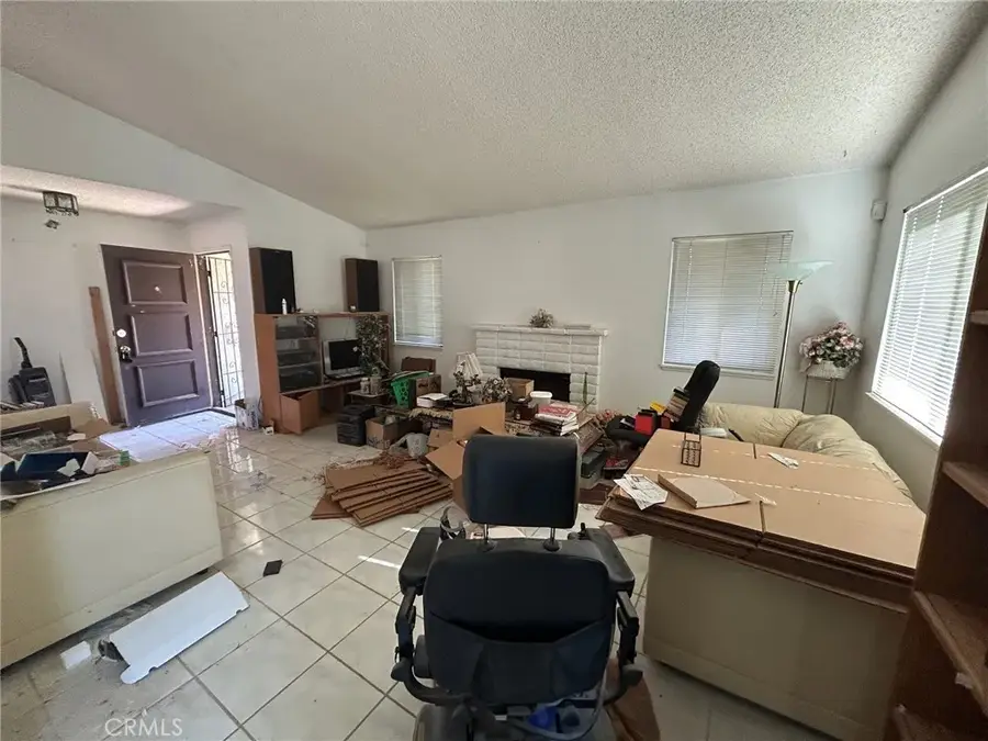 3244 E Avenue S2, Palmdale, CA 93550 - #3