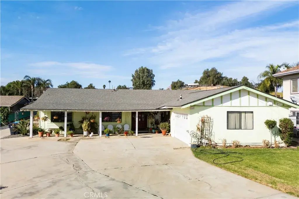2160 Temescal Avenue, Norco, CA 92860 - #1