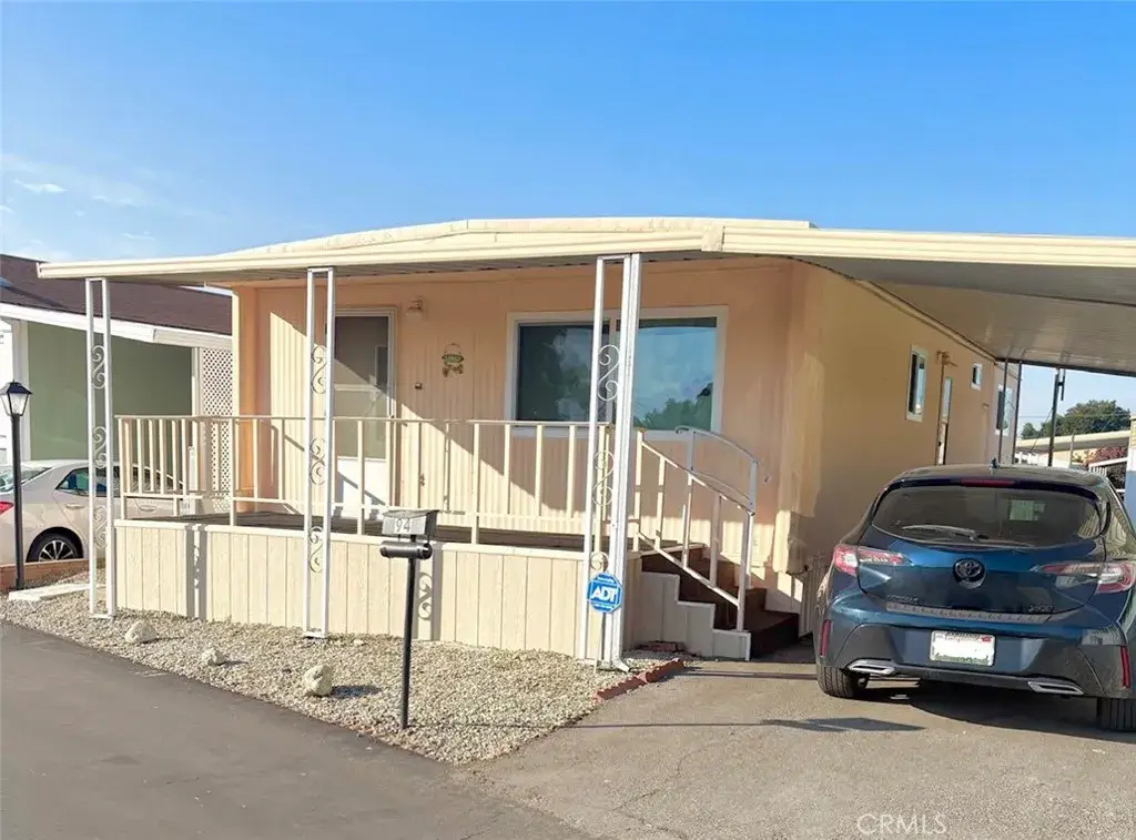 301 E Foothill #94, Pomona, CA 91767 - #1