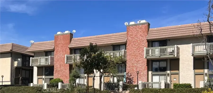 1925 E Huntington #E, Duarte, CA 91010 - #3