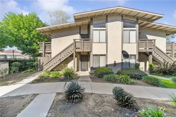 1150 S Meadow #6, Colton, CA 92324