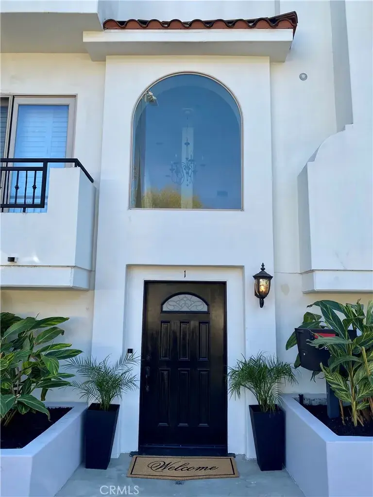 5027 Colfax #1, North Hollywood, CA 91601 - #2