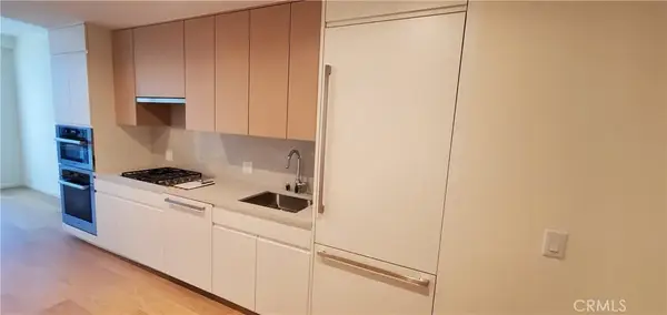 877 Francisco, Los Angeles, CA 90017