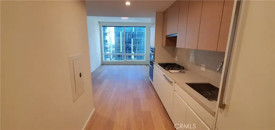 877 Francisco, Los Angeles, CA 90017 - #2