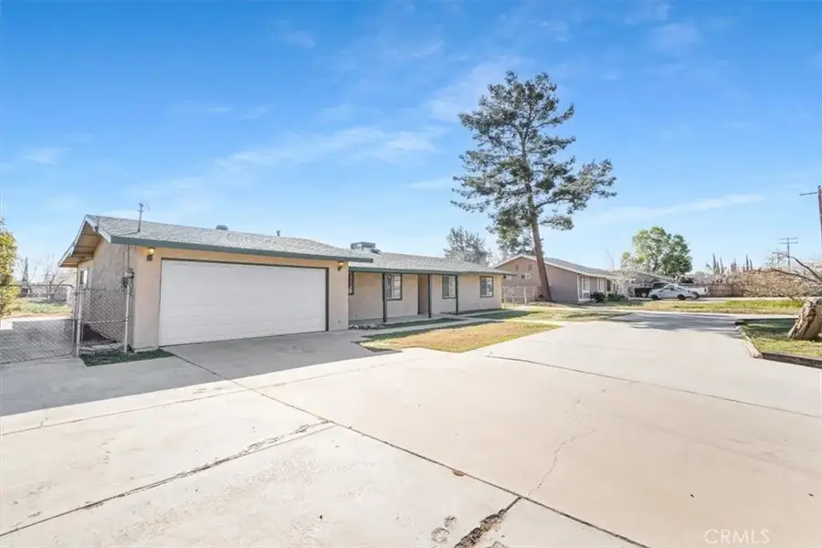 10401 Victor, Hesperia, CA 92345 - #3