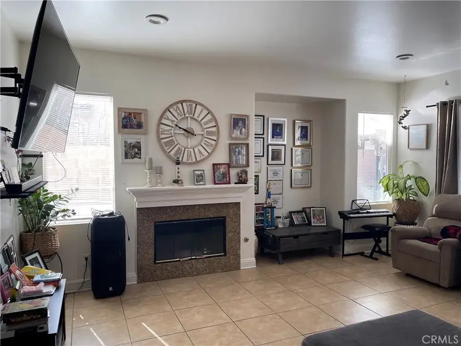 43407 Hampton, Lancaster, CA 93536 - #3