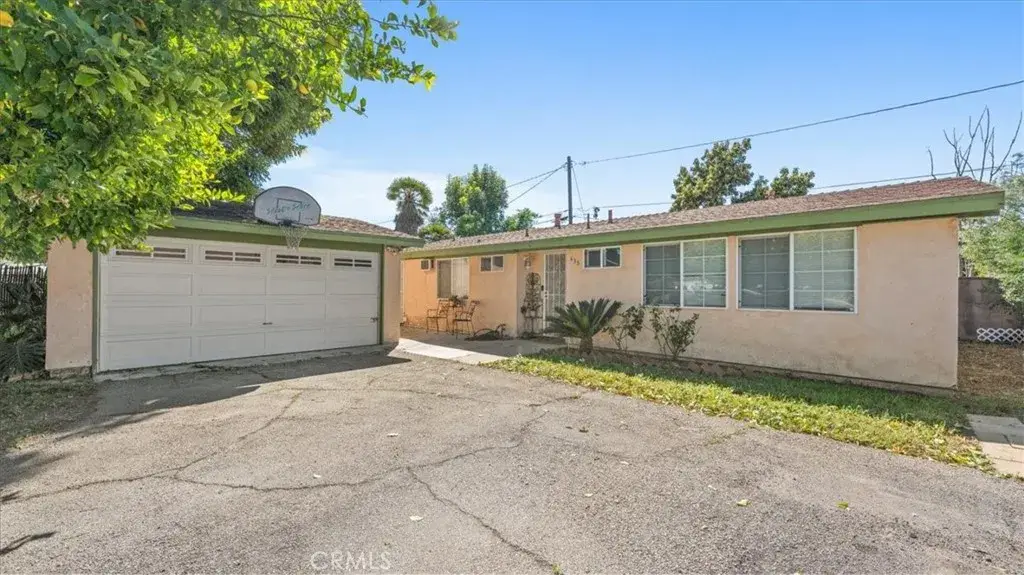 435 Gretchen, Pomona, CA 91768 - #1